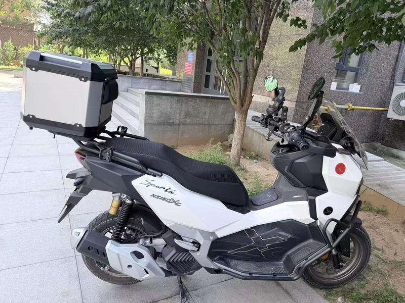 新大洲本田 NS150XC
