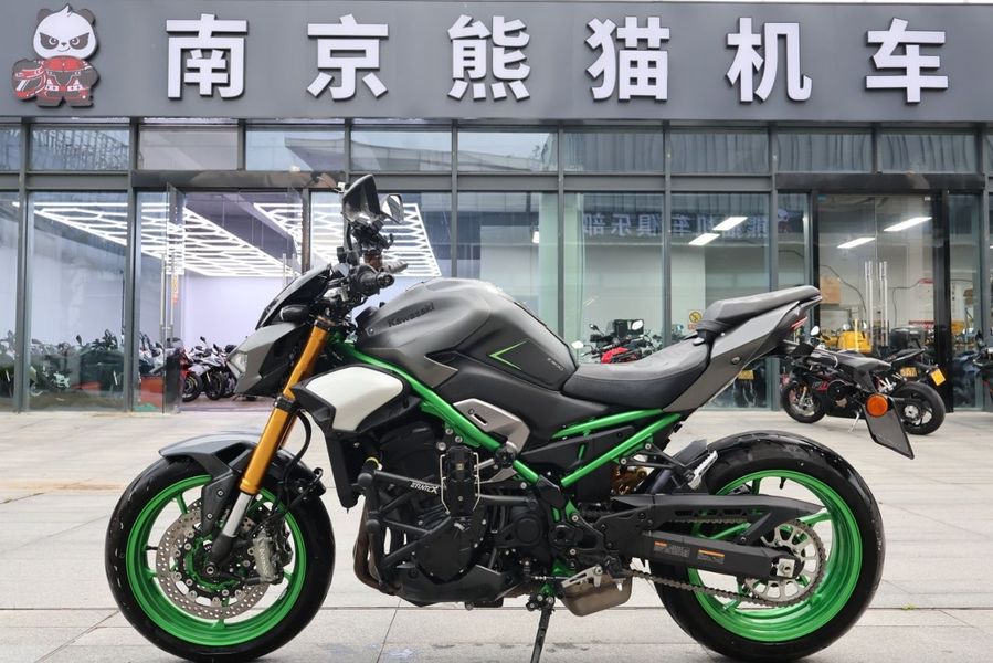 川崎 Z900