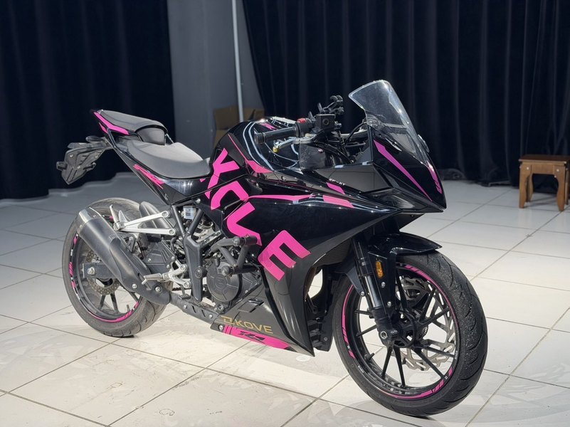 凯越 250RR 刺鸟