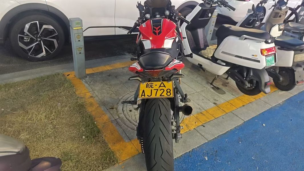 QJMOTOR 赛600