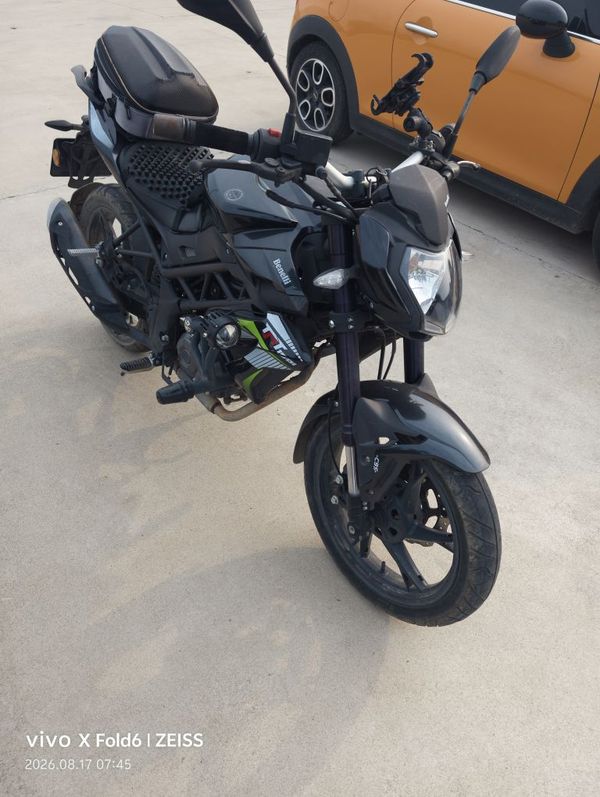 贝纳利 红宝龙 TNT 150i