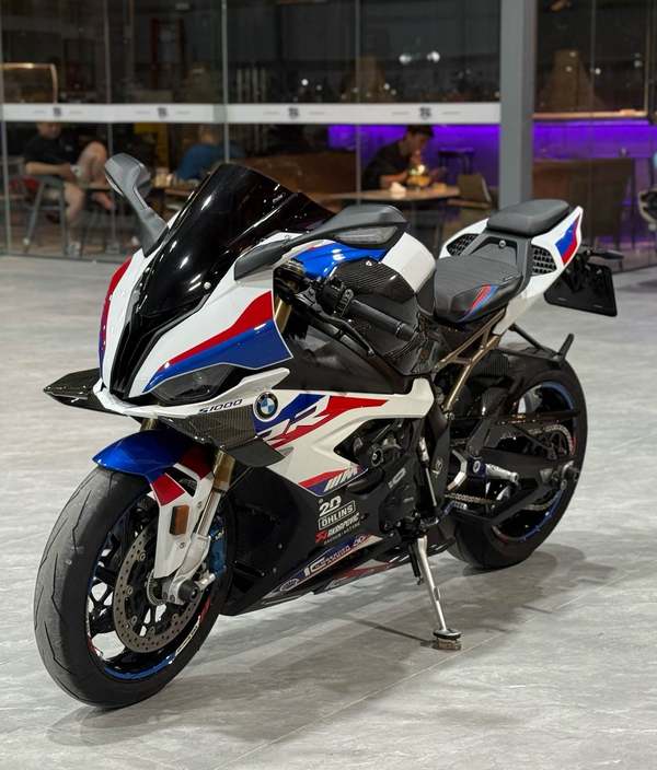宝马 S 1000 RR