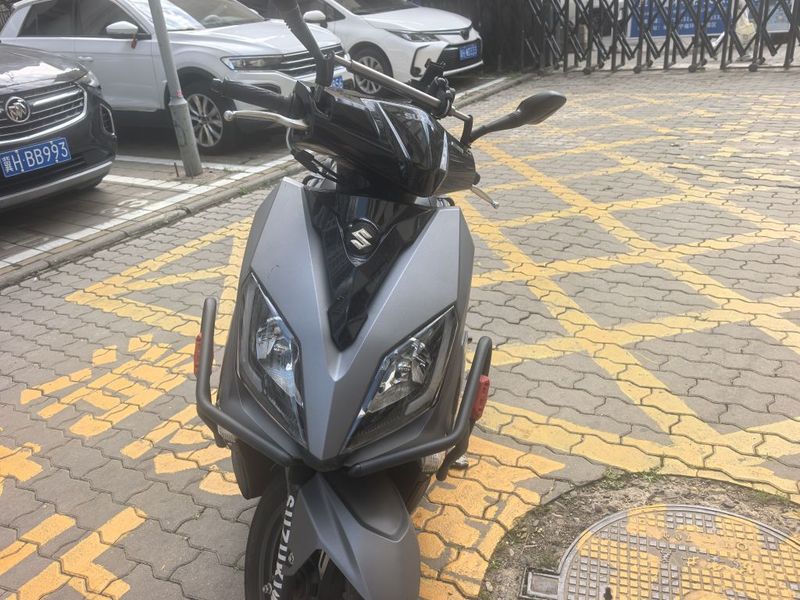 济南铃木 UY125