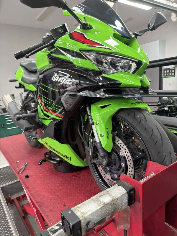 川崎 ZX-4R