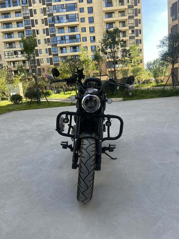 QJMOTOR 闪250