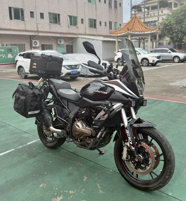 QJMOTOR 骁550