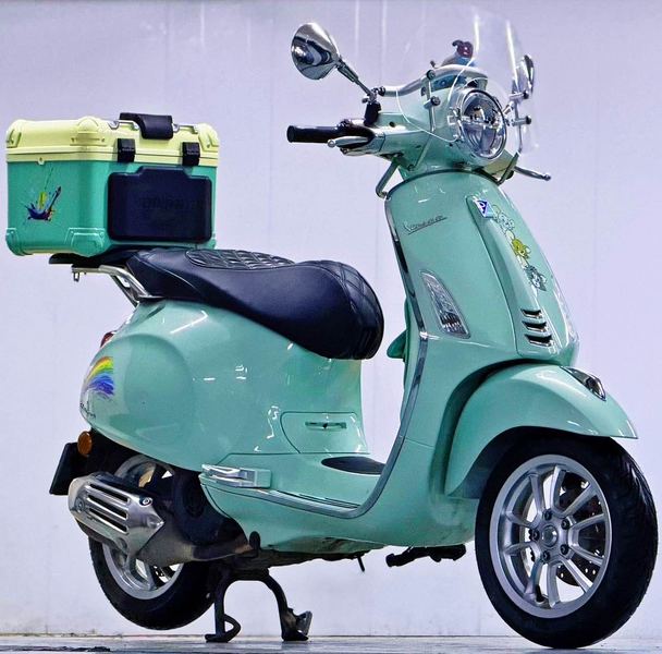 VESPA Primavera 150