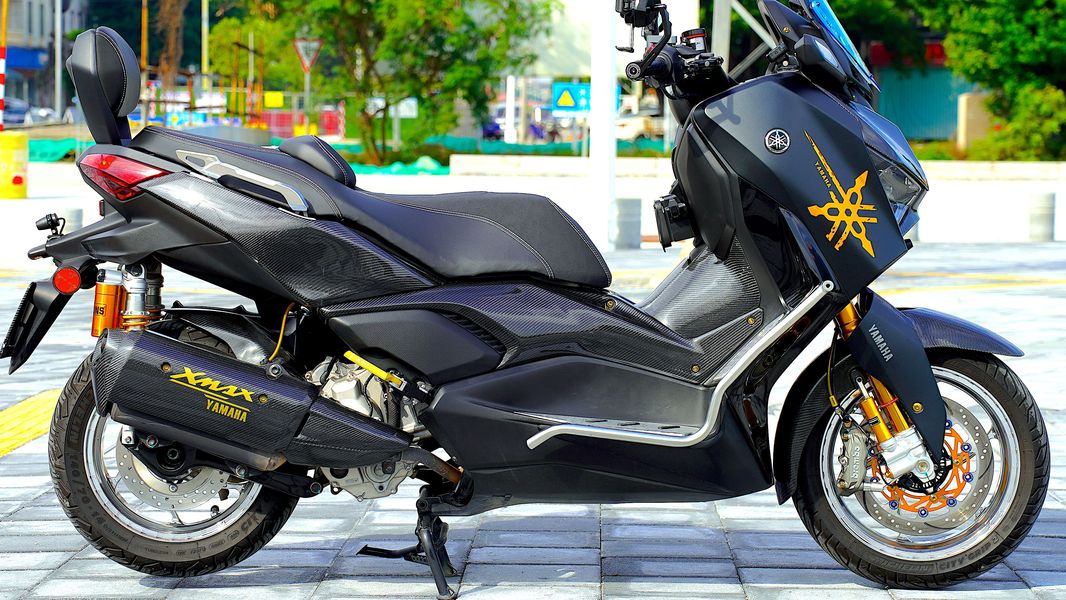 雅马哈 XMAX
