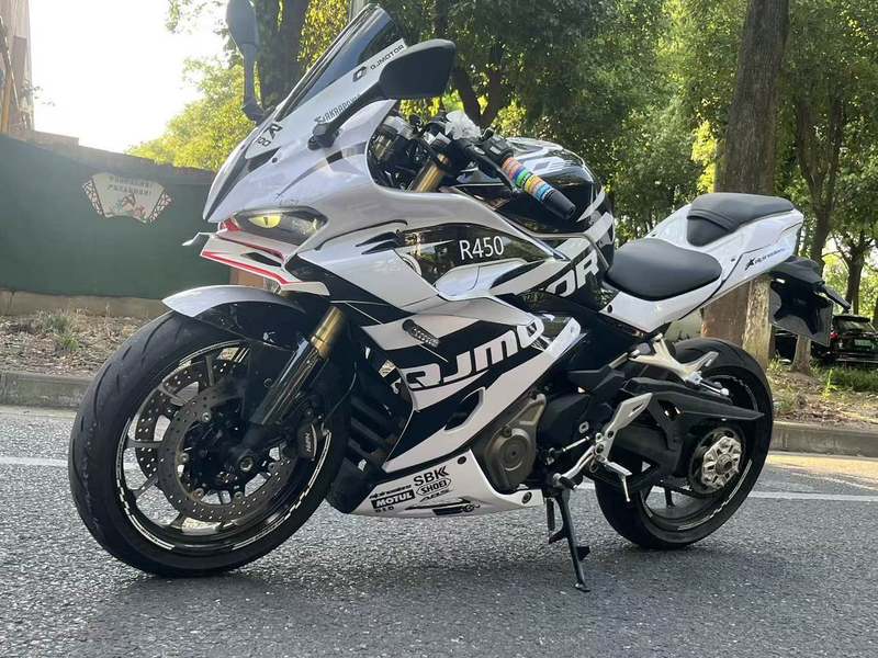 QJMOTOR 赛450