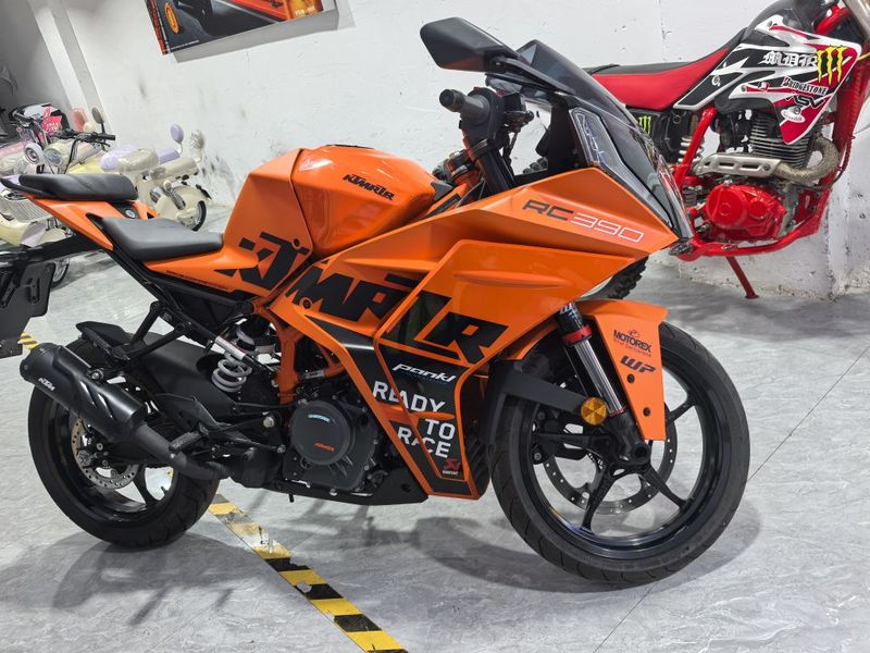 KTMR2R RC 390 