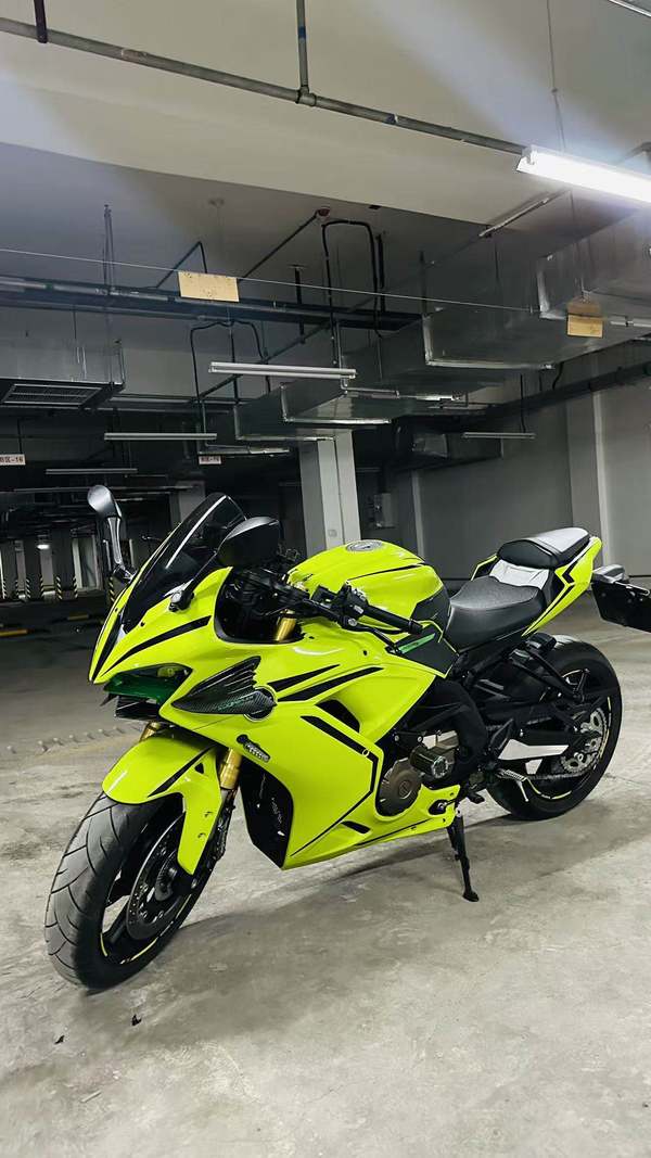 QJMOTOR 追600
