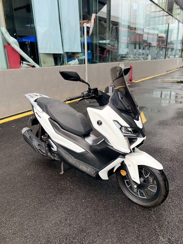 无极 SR150GT