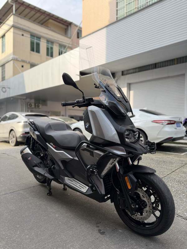 宝马 C 400