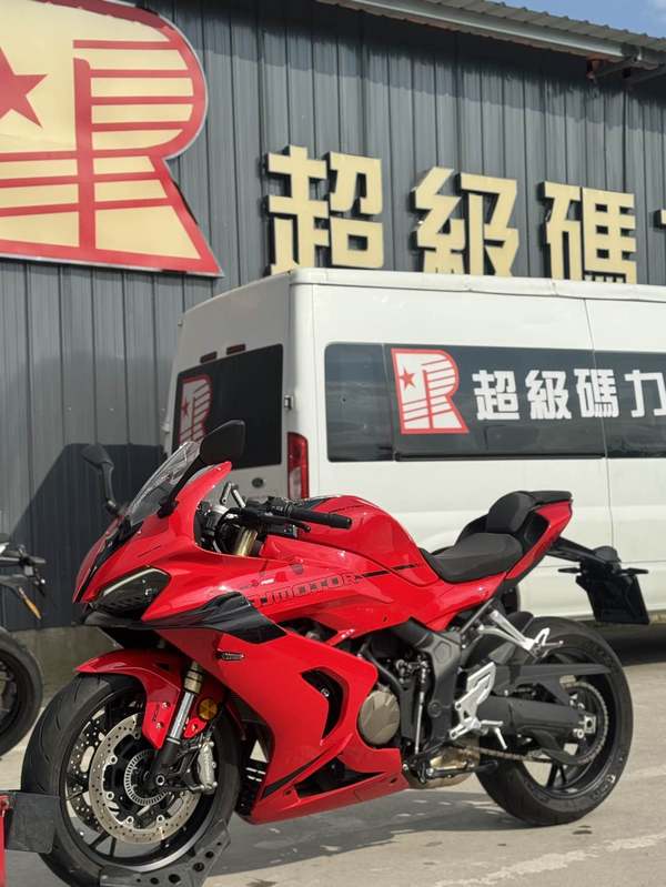 QJMOTOR 赛600