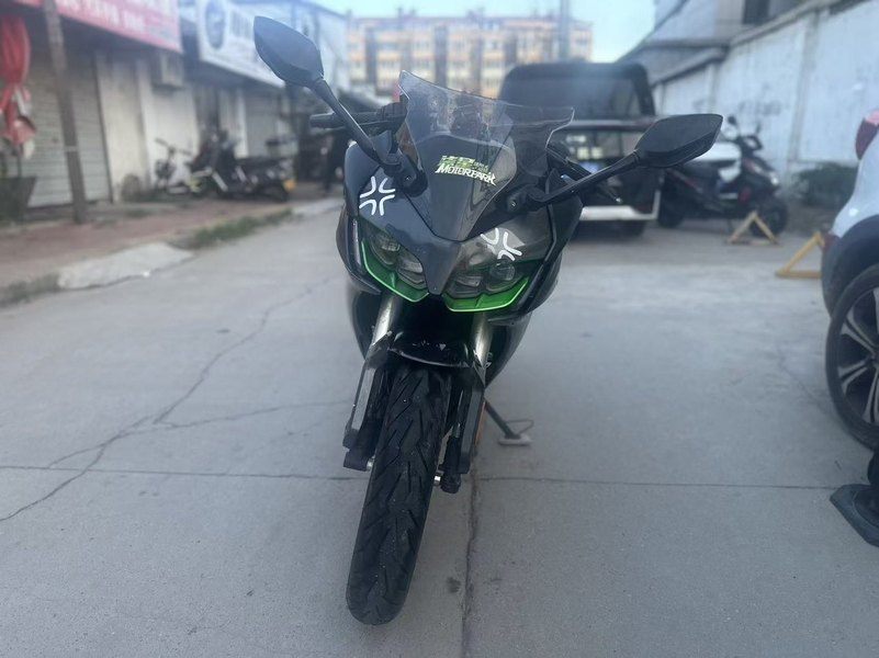 无极 250RR