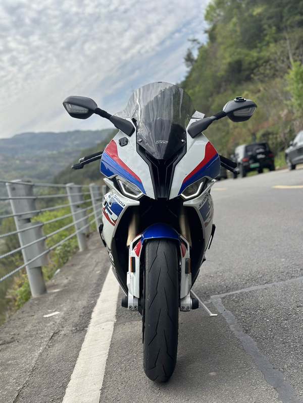 宝马 S 1000 RR
