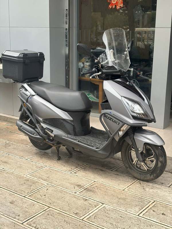 济南铃木 UY125