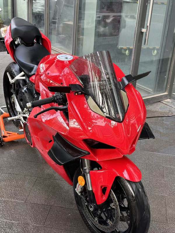 杜卡迪 Panigale V4