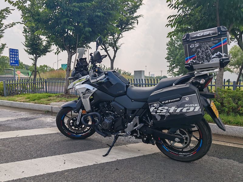 豪爵铃木 DL250