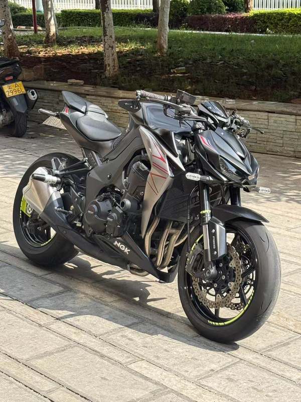 川崎 Z1000