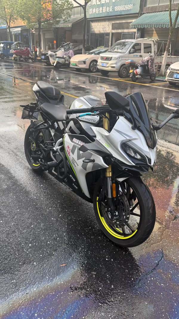 春风 250SR