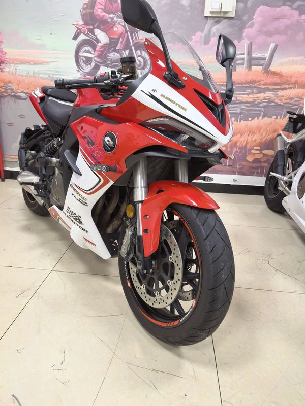 QJMOTOR 赛600