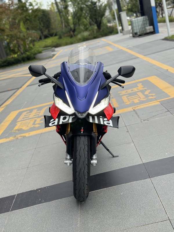 阿普利亚 RS 660 