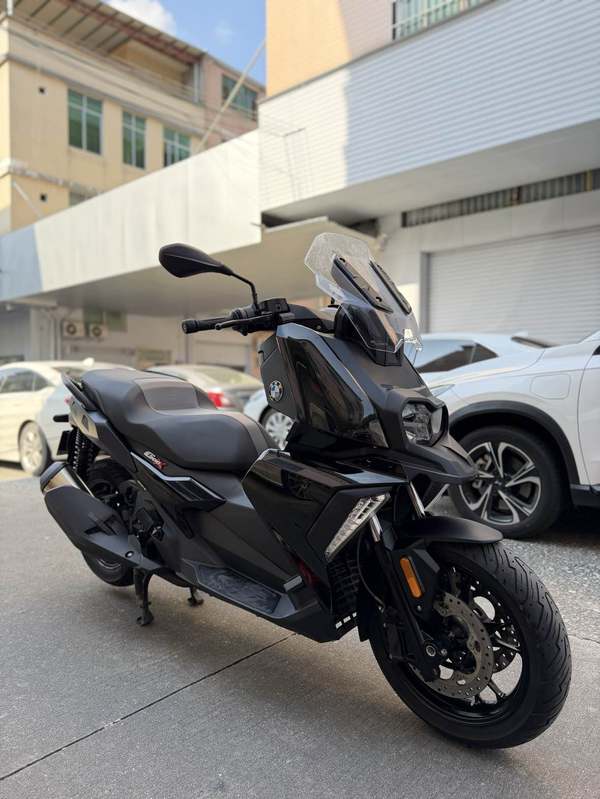 宝马 C 400