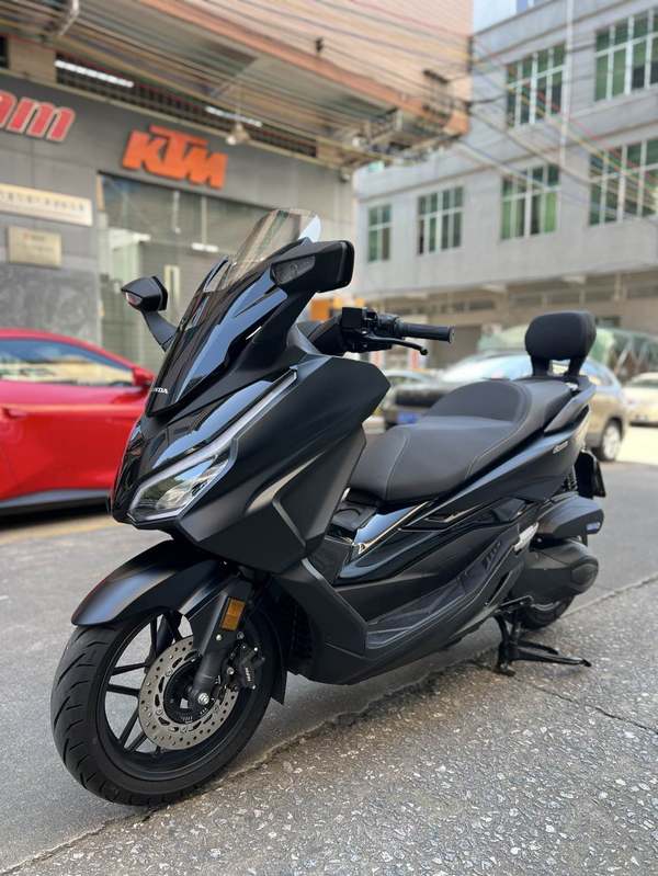 本田WING NSS350