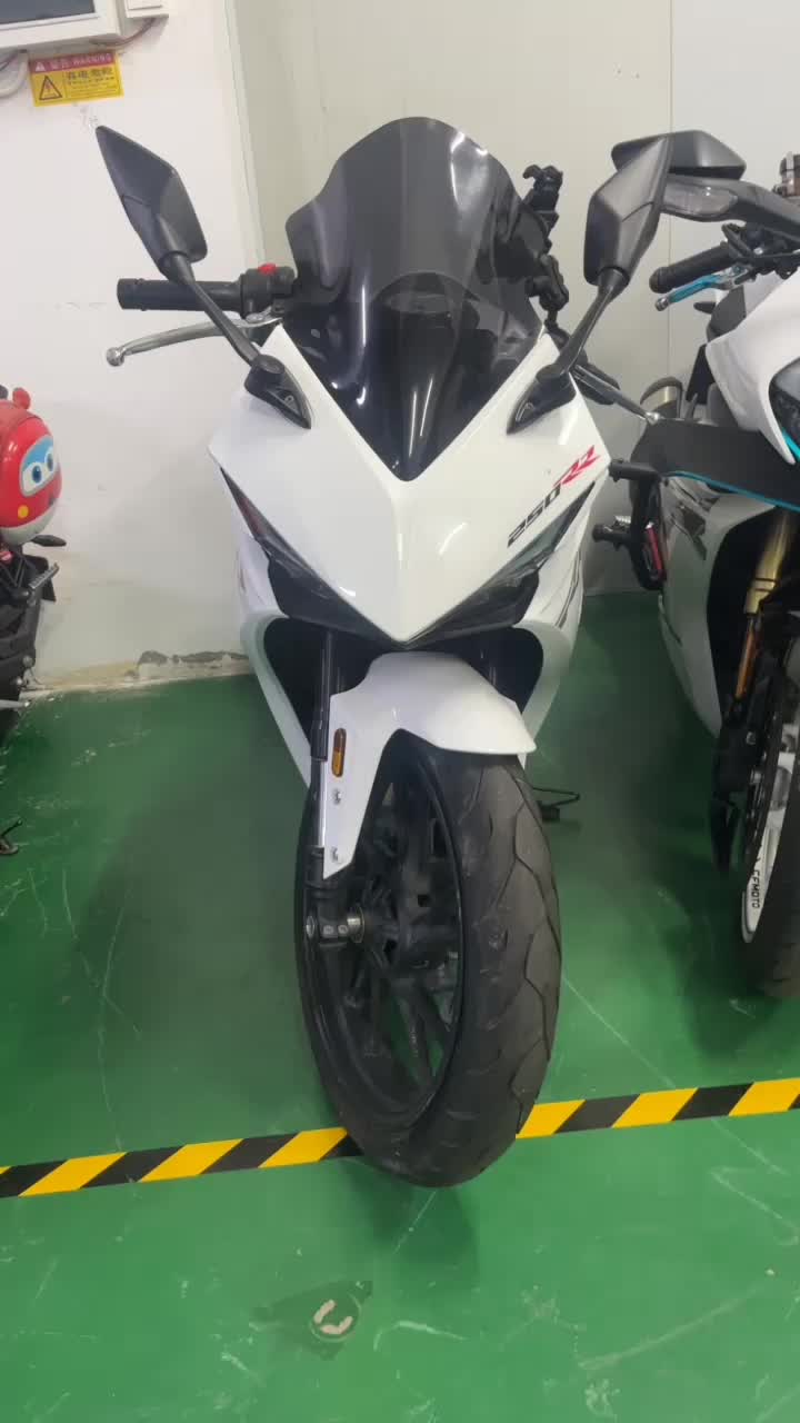 凯越 250RR 刺鸟