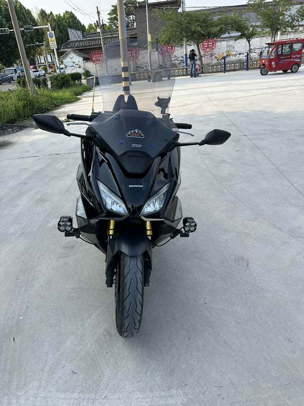 本田DREAMWING NSS750