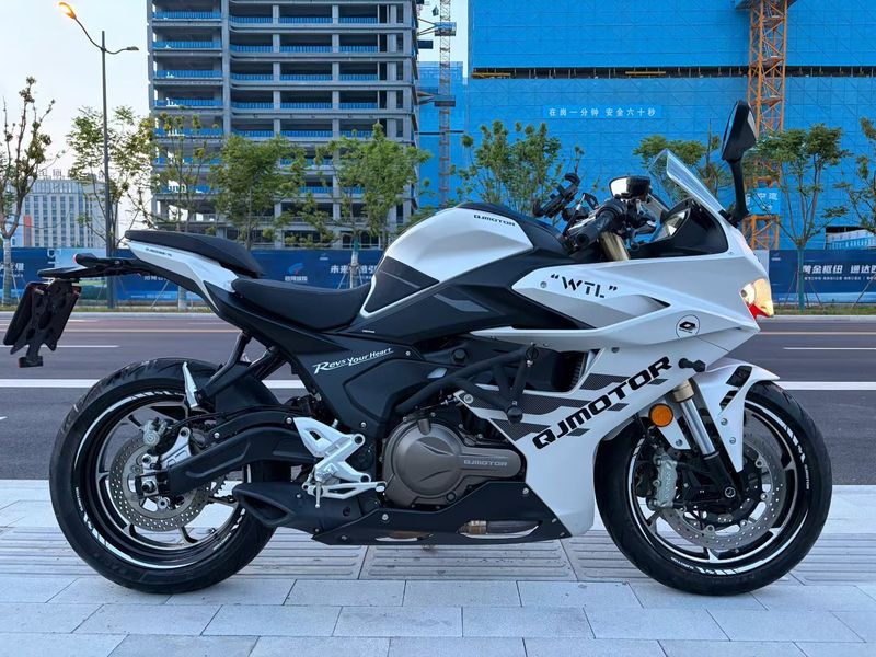 QJMOTOR 赛550