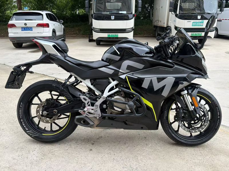 春风 250SR