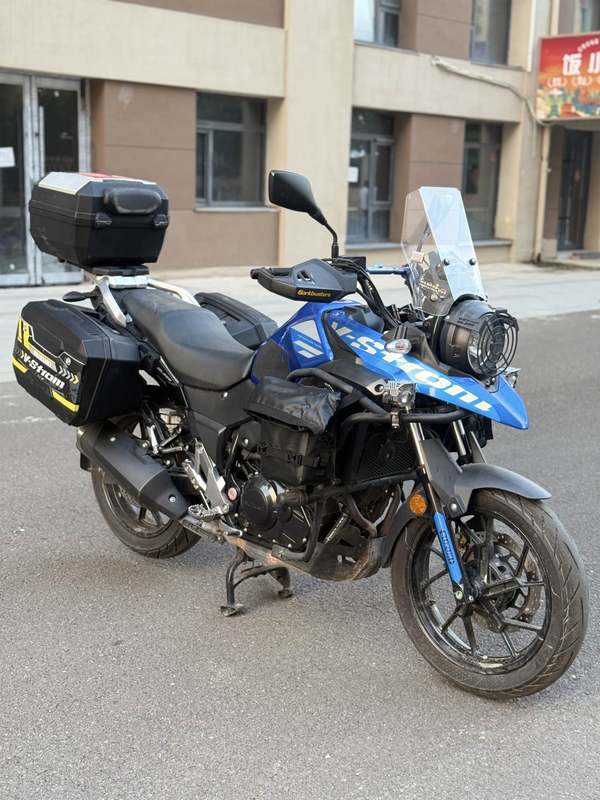 豪爵铃木 DL250