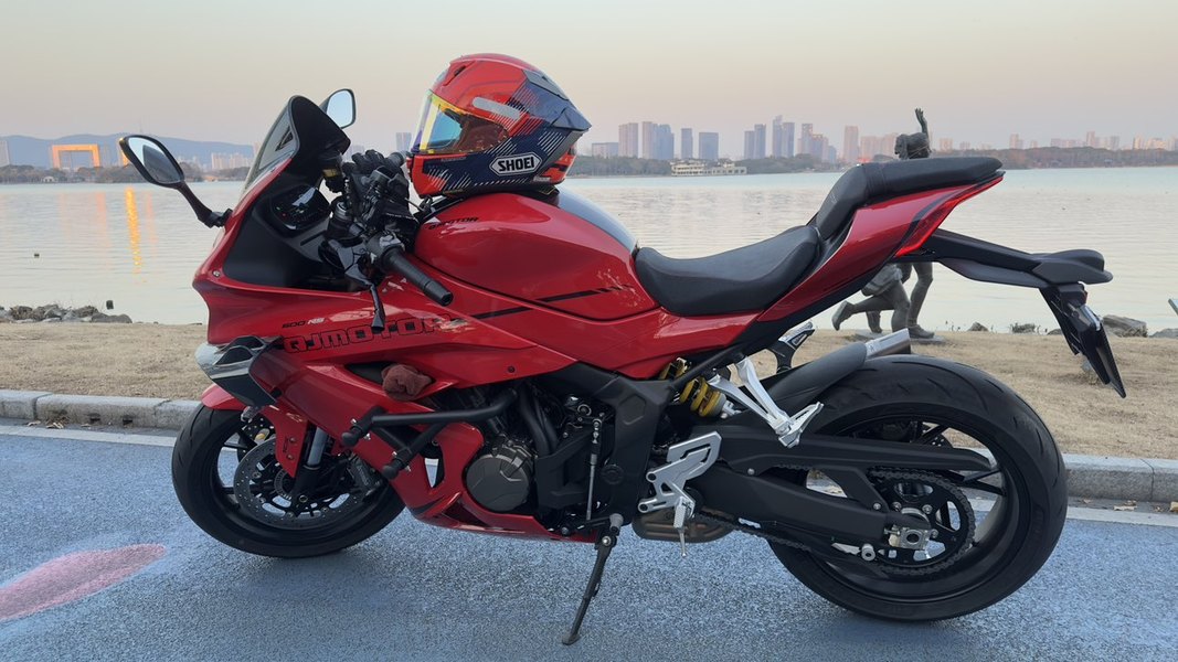 QJMOTOR 赛600