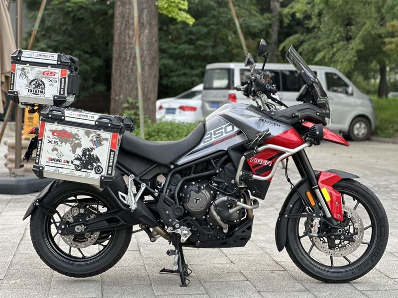 凯旋 Tiger 850