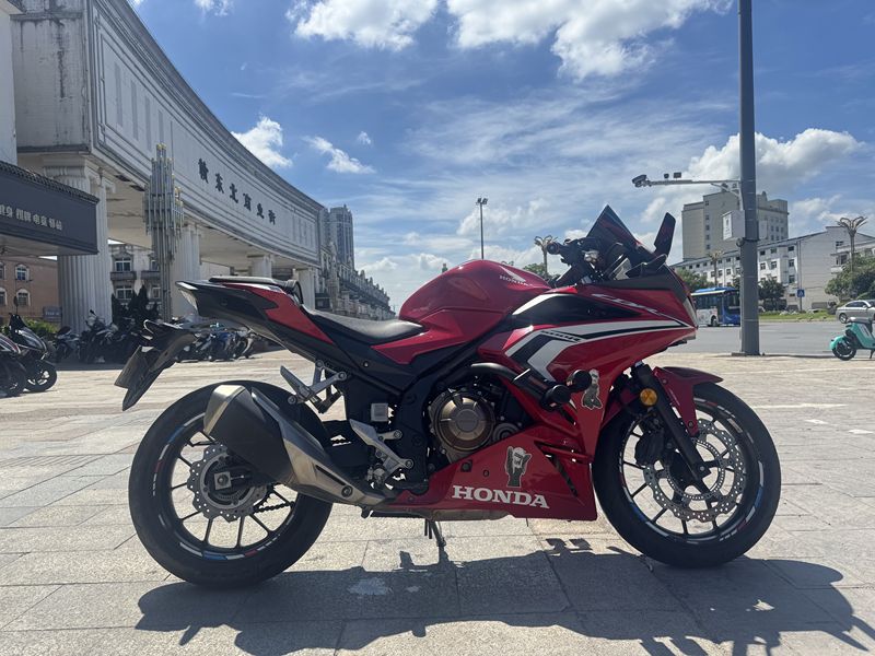 本田DREAMWING CBR500R