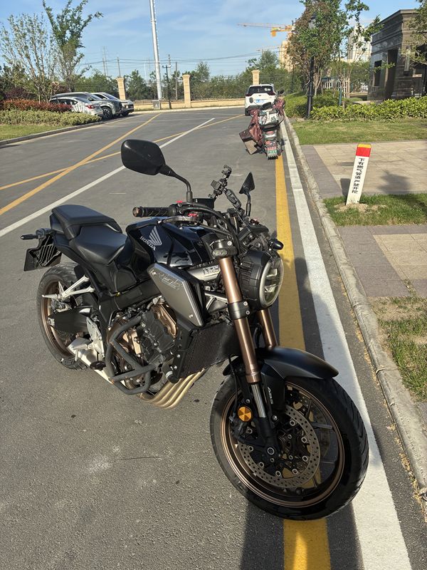 本田DREAMWING CB650R 