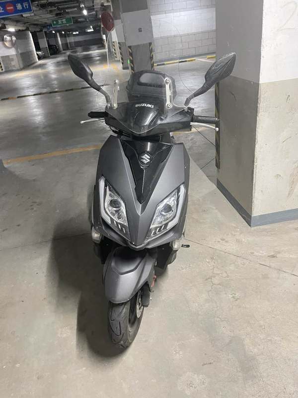 济南铃木 UY125
