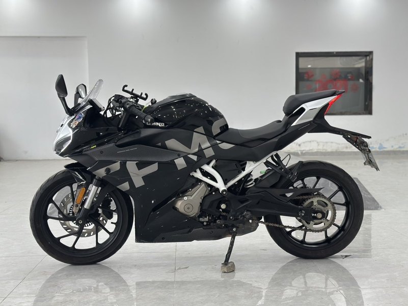 春风 250SR
