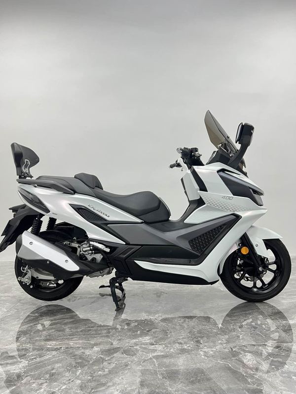 三阳 巡弋 Cruisym400
