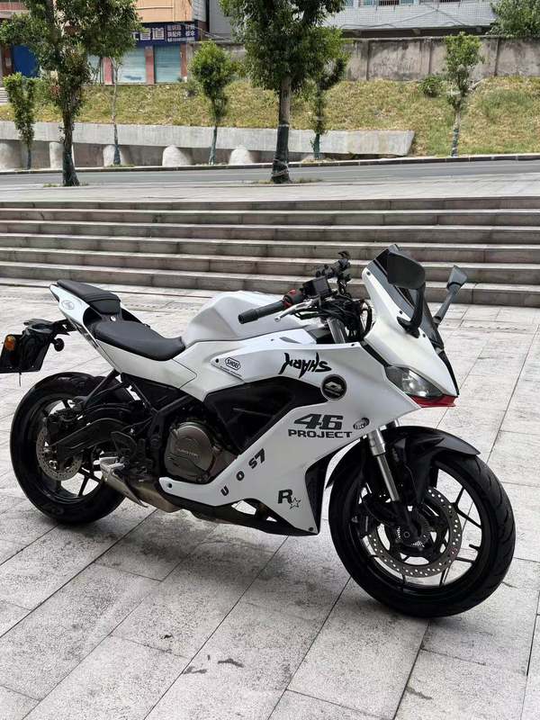 QJMOTOR 赛250