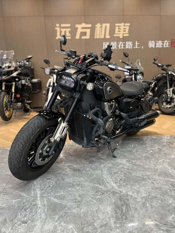 QJMOTOR 闪600