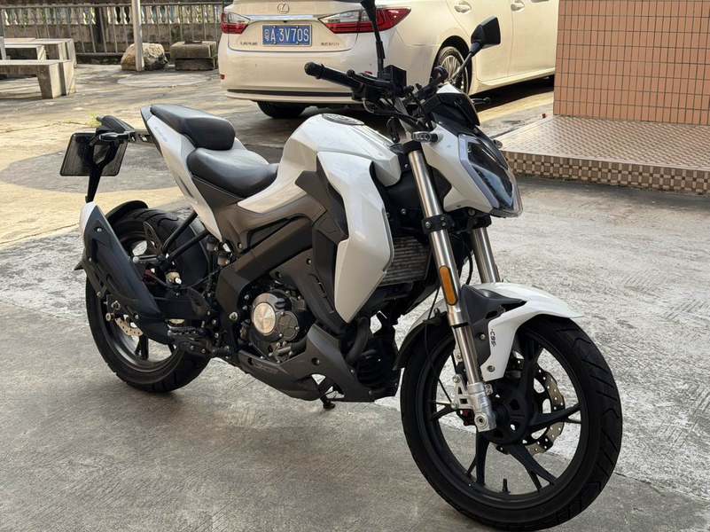 贝纳利 小迅龙 BN150S