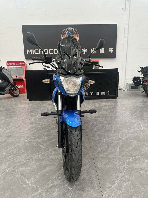 济南铃木 极客飒 Gixxer 155 NK