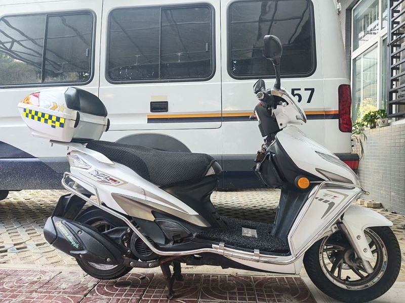 豪爵 VR 150 E