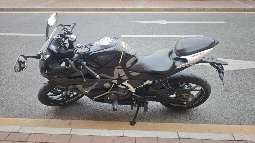 春风 250SR