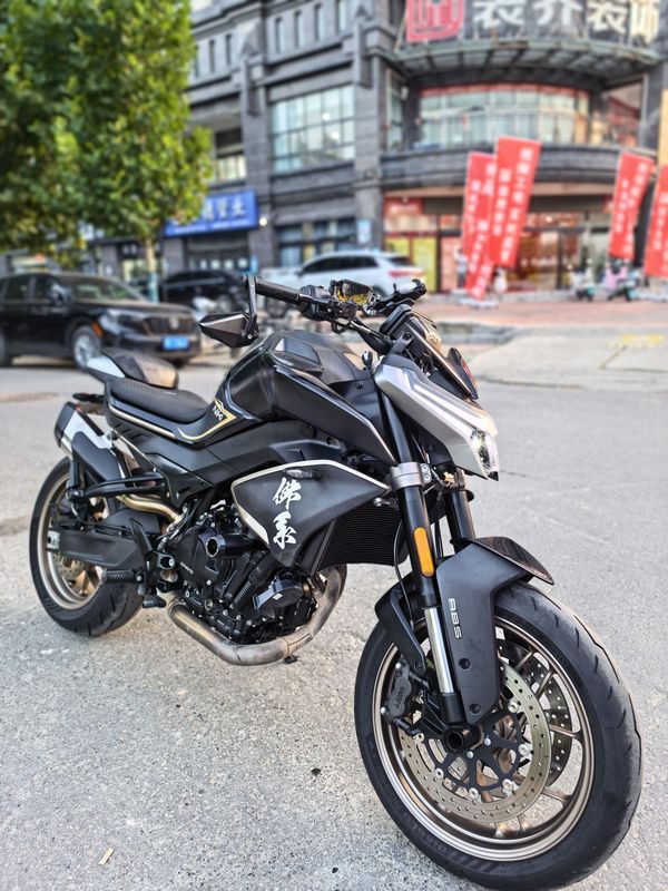 春风 800NK