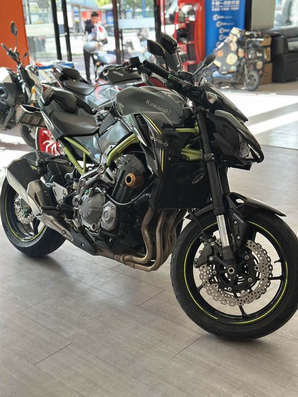 川崎 Z900