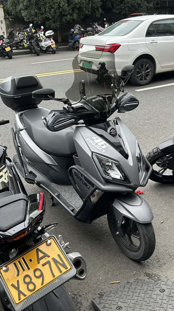 济南铃木 UY125